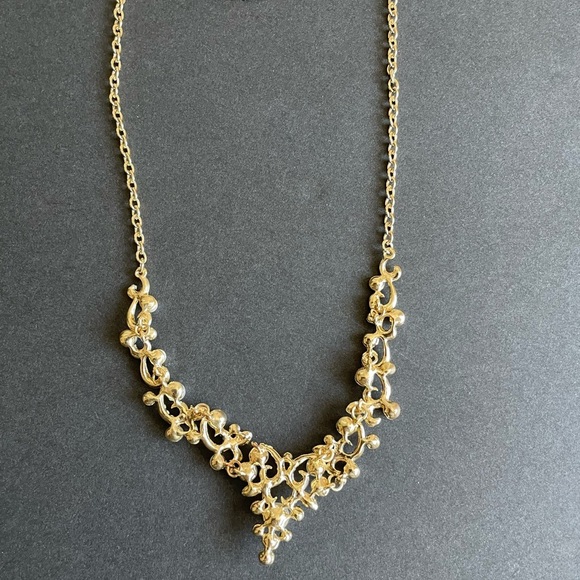 womens necklace  Elegant Goldden color and Pearl Necklace party wedding vacation - Picture 3 of 7